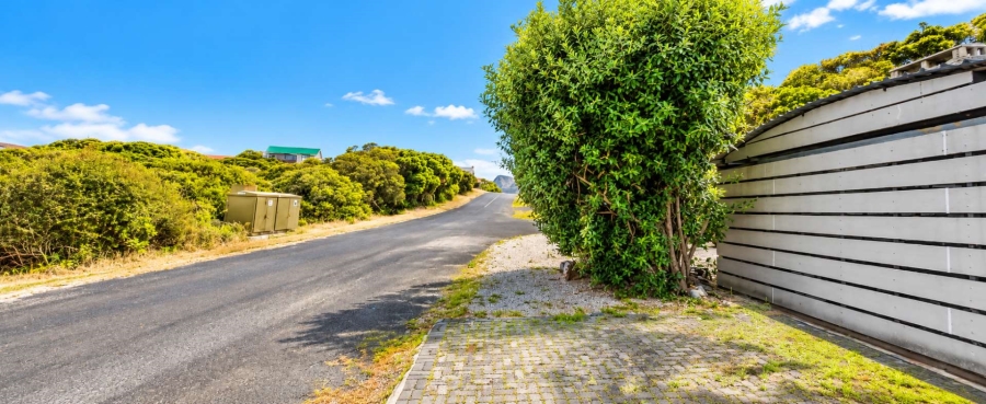 5 Bedroom Property for Sale in Kleinbaai Western Cape